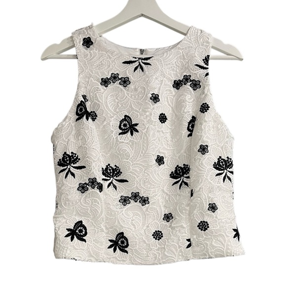 WHBM | White & Black Feminine Floral Romantic Lace Bodice Sleeveless Top Size 8P - Picture 4 of 8